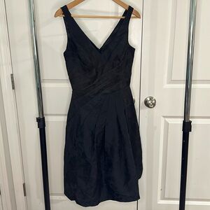 EUC White House Black Market Little Black Dress (Size 2)